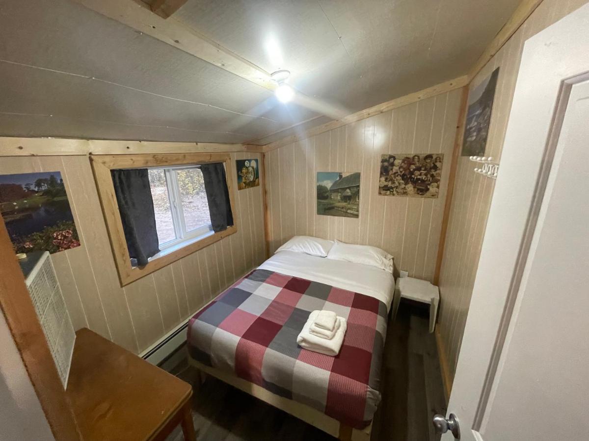 Ntj Moose Lake Cabin Bonnyville Екстериор снимка