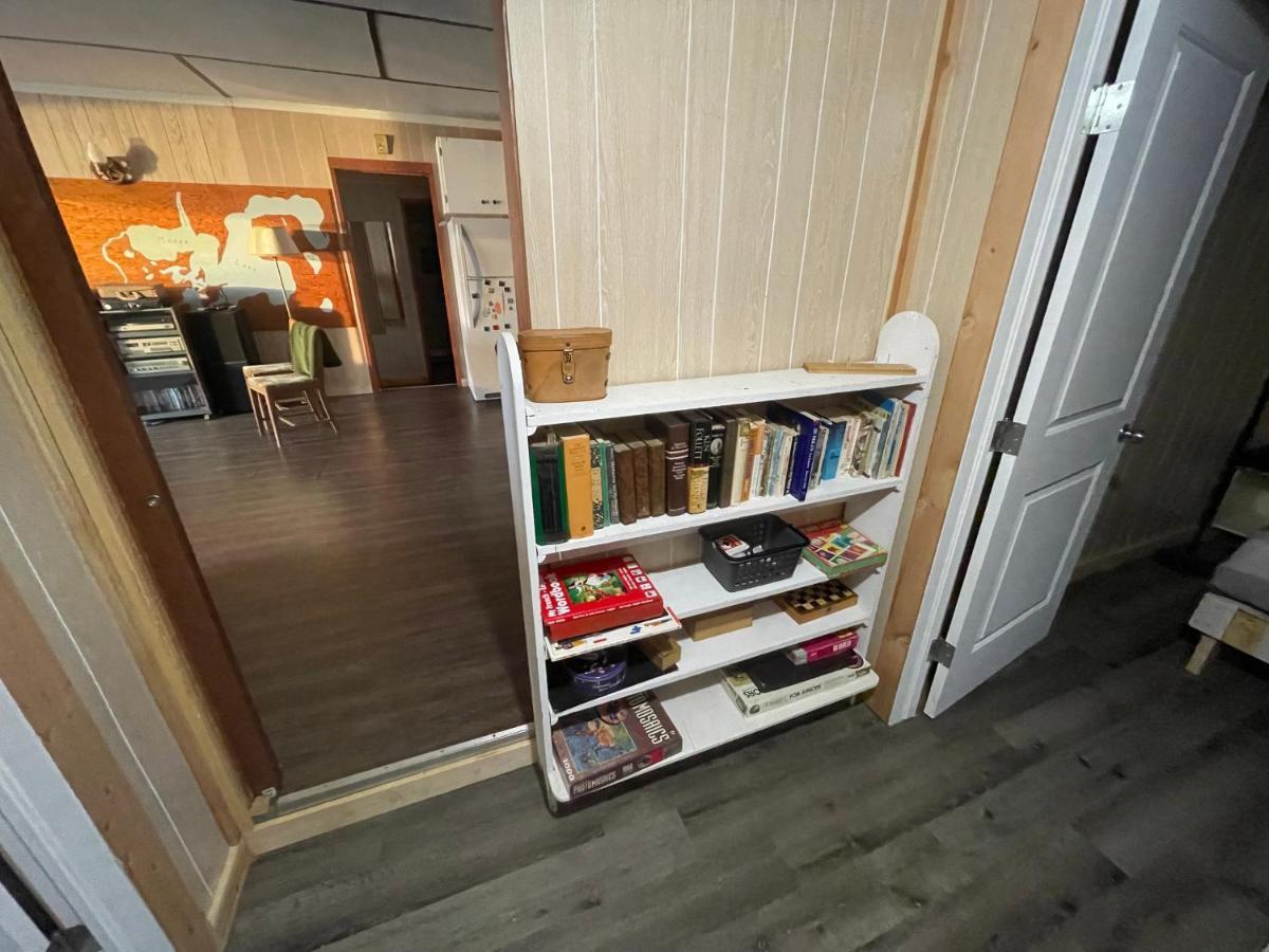 Ntj Moose Lake Cabin Bonnyville Екстериор снимка